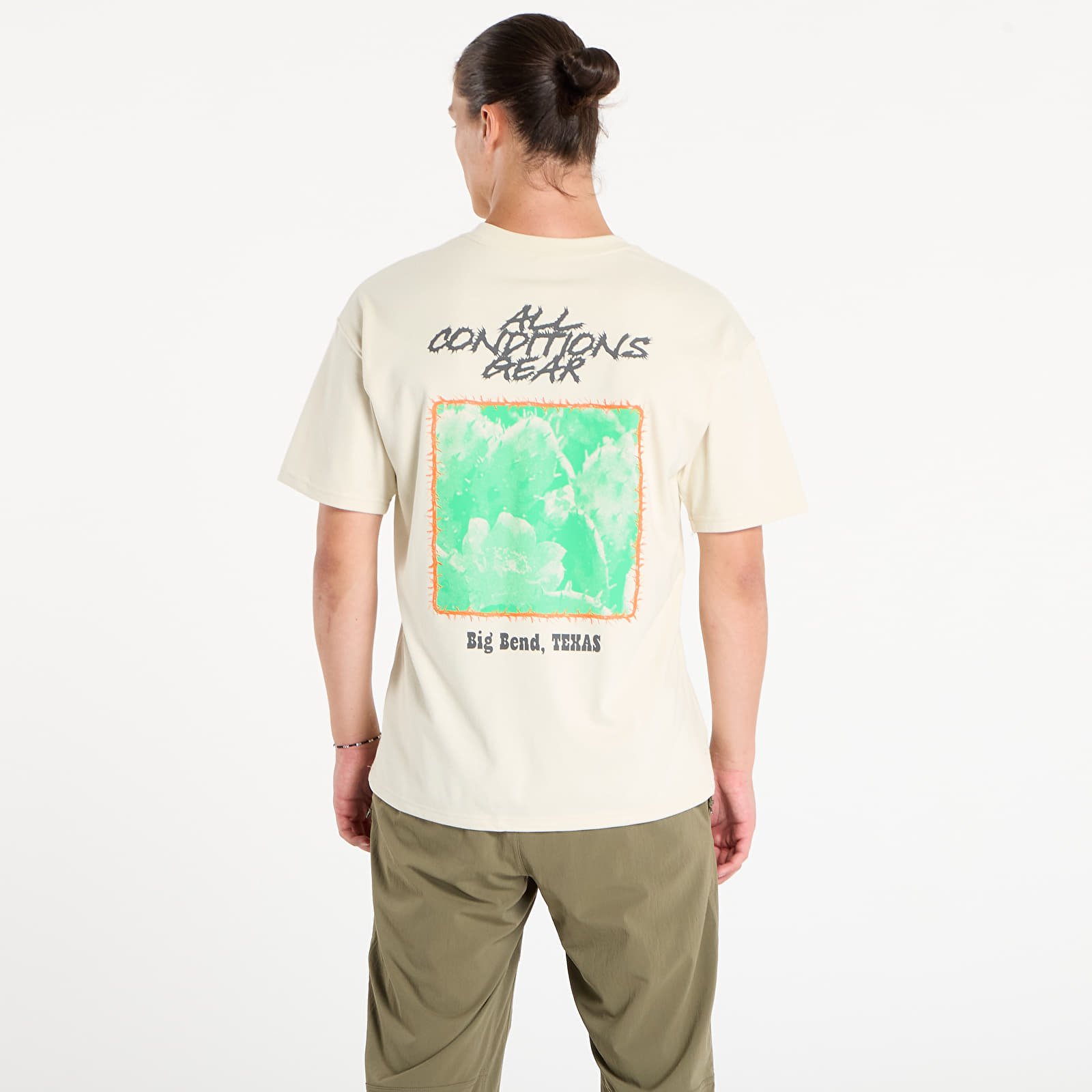 Тениски Nike ACG Men's T-Shirt Light Khaki