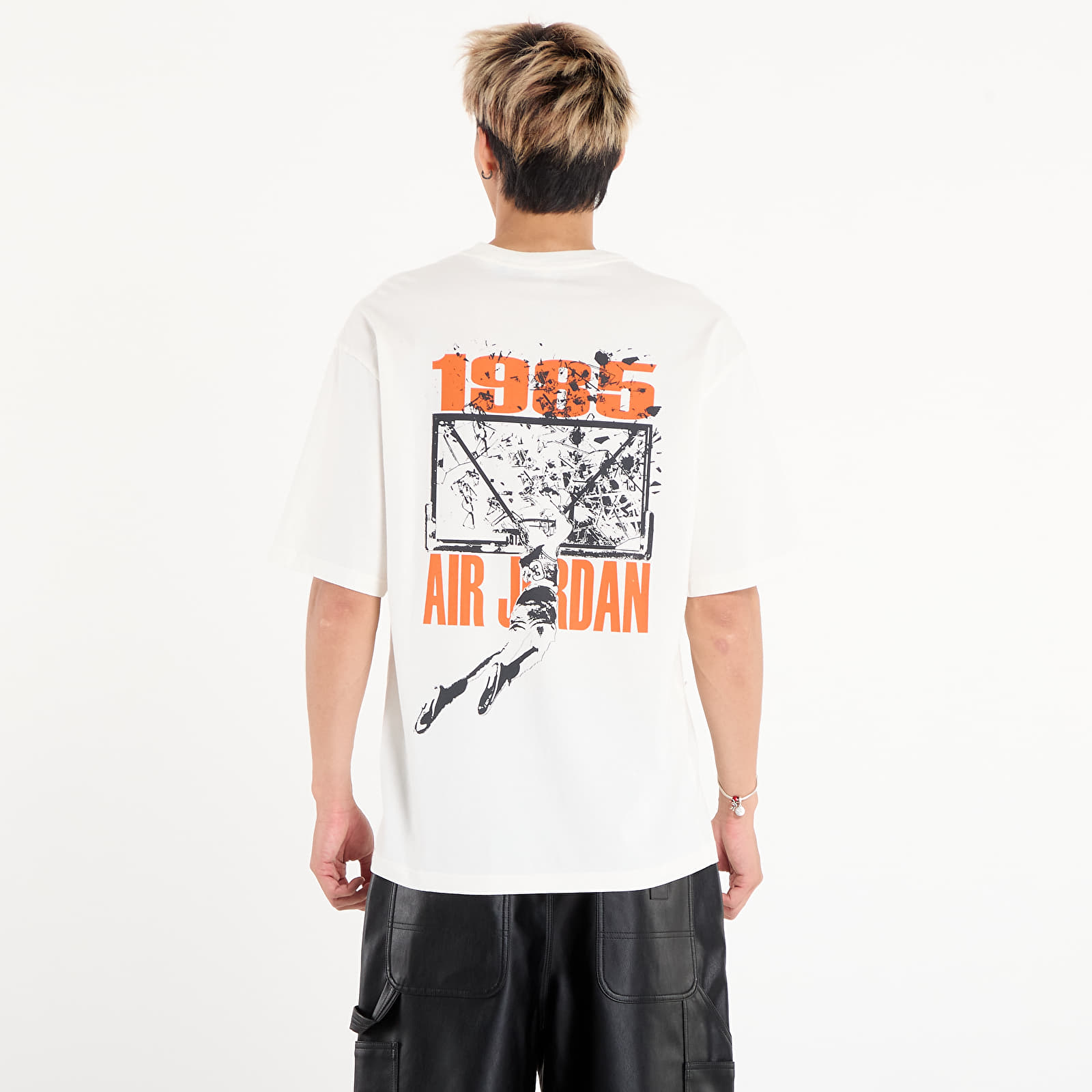 Men's T-shirts Jordan Brooklyn Men's Oversized Graphic T-Shirt Sail/ Off Noir