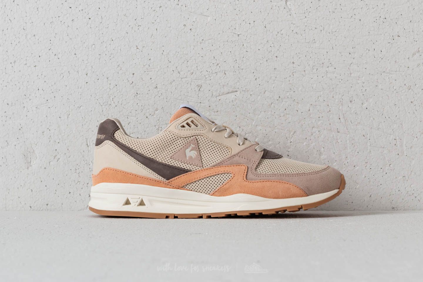 Men s shoes le coq sportif LCS R800 MIF Nubuck Turtle Dove