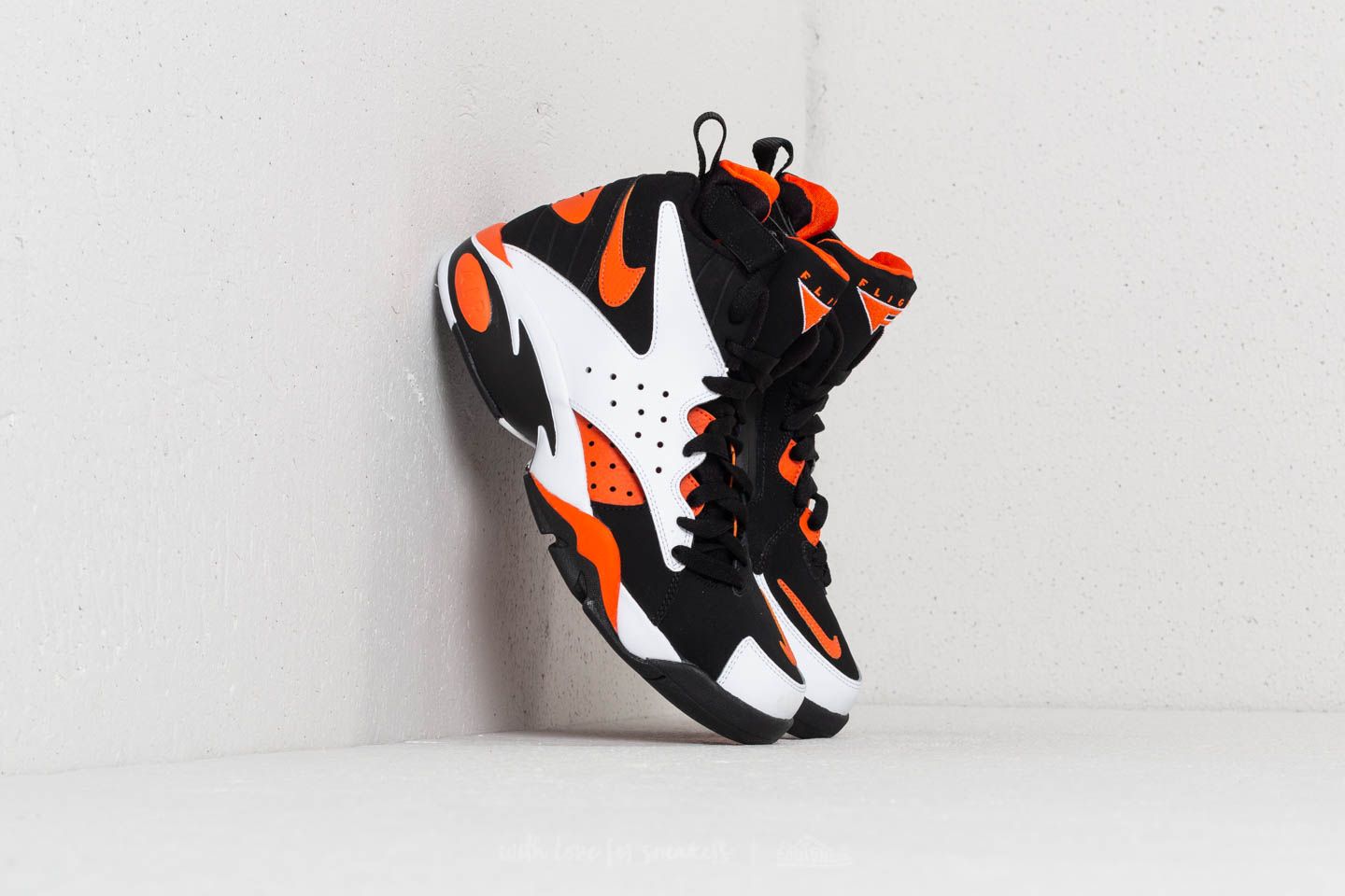 Herren Sneaker und Schuhe Nike Air Maestro II LTD White Rush Orange Black Footshop