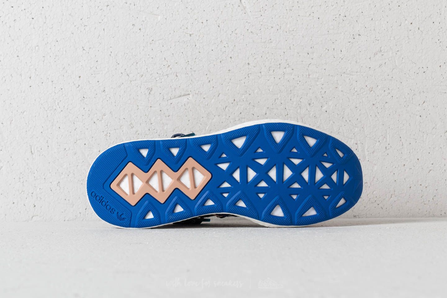 Γυναικεία παπούτσια adidas Arkyn W Ash Pearl/ Grey Five/ Nob Indigo