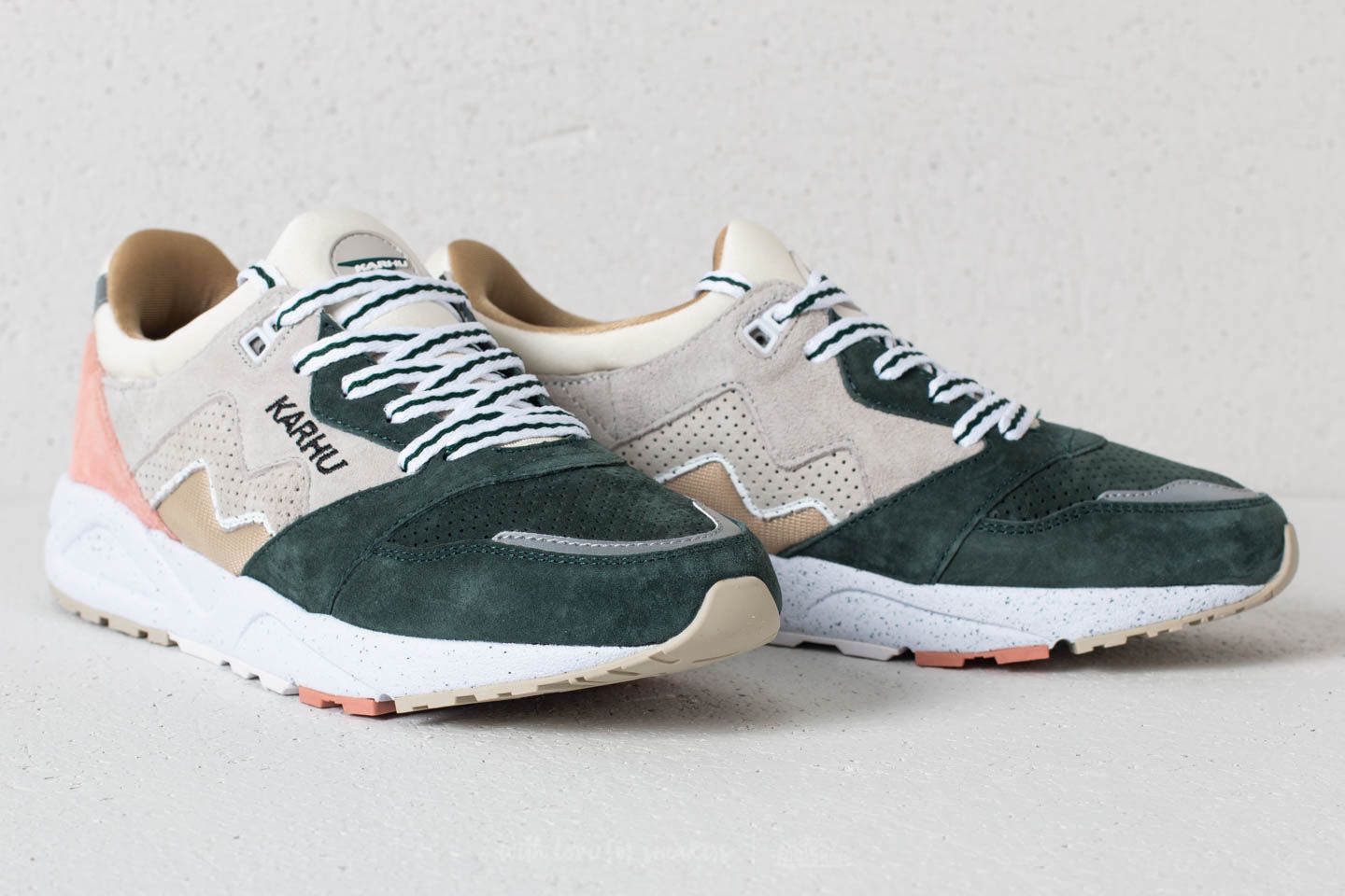 Karhu aria silver birch june bug 2025