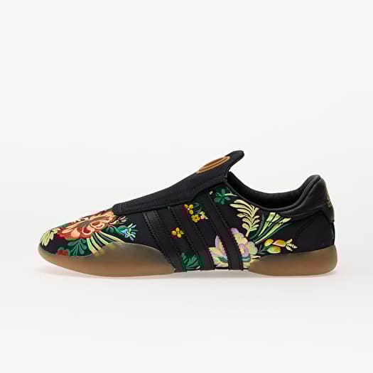 adidas Taekwondo Mei W Core Black/ Gold Metallic/ Gum4