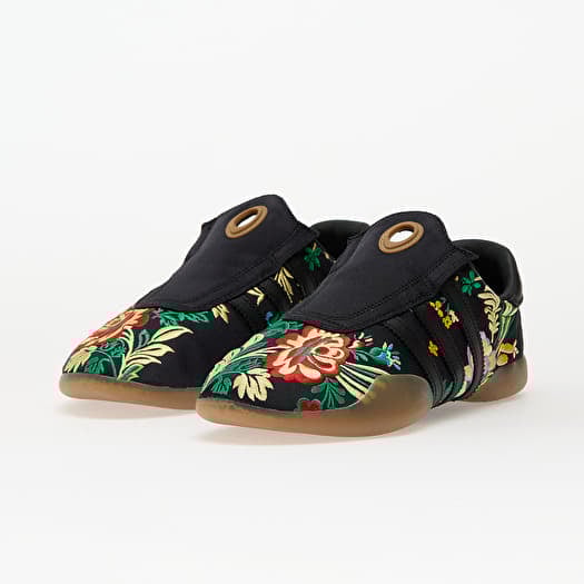 adidas Women's Taekwondo シューズ adidas Originals Women's Taekwondo Mei Black JQ3012 | FOOTDISTRICT