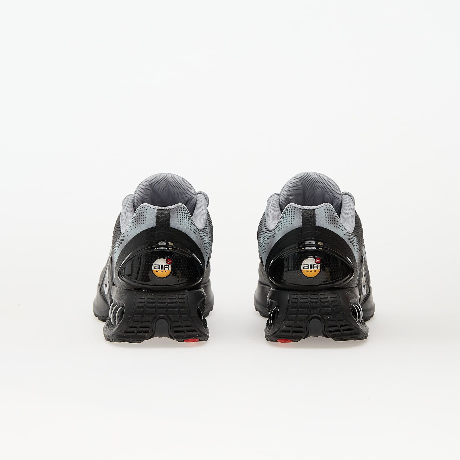 Мъжки кецове и обувки Nike Air Max DN Nrg Wolf Grey/ White-Dk Smoke Grey-Dk Grey