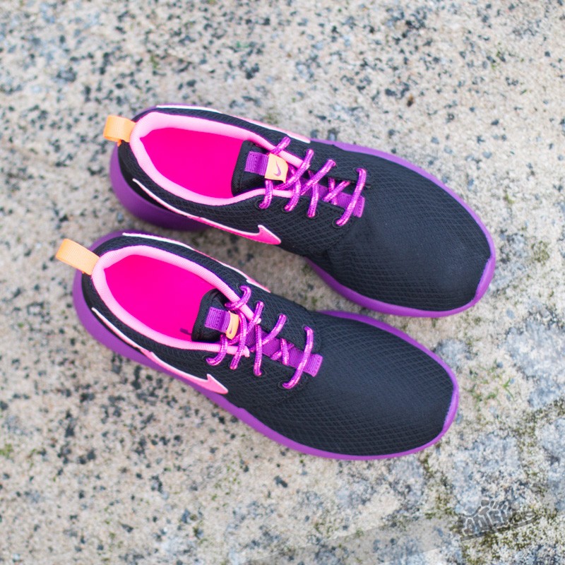 Dámské tenisky a boty Nike Rosherun (GS) Black/ Pink Powder