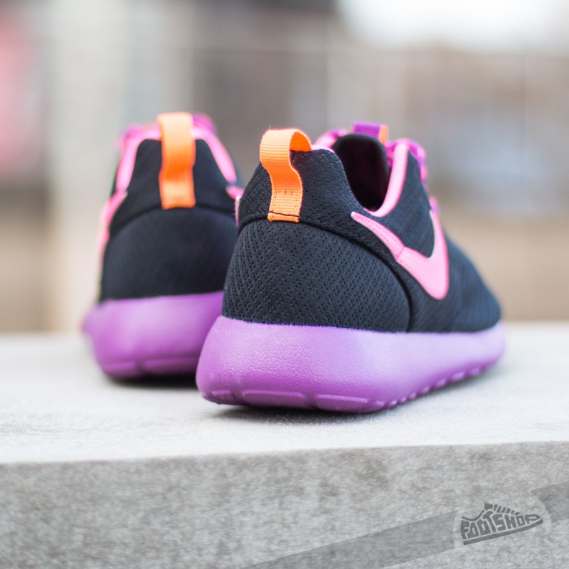 Dámské tenisky a boty Nike Rosherun (GS) Black/ Pink Powder
