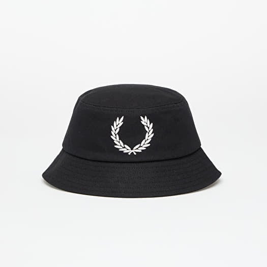 FRED PERRY Bold Branding Canvas Buckethat Black/ Snow White