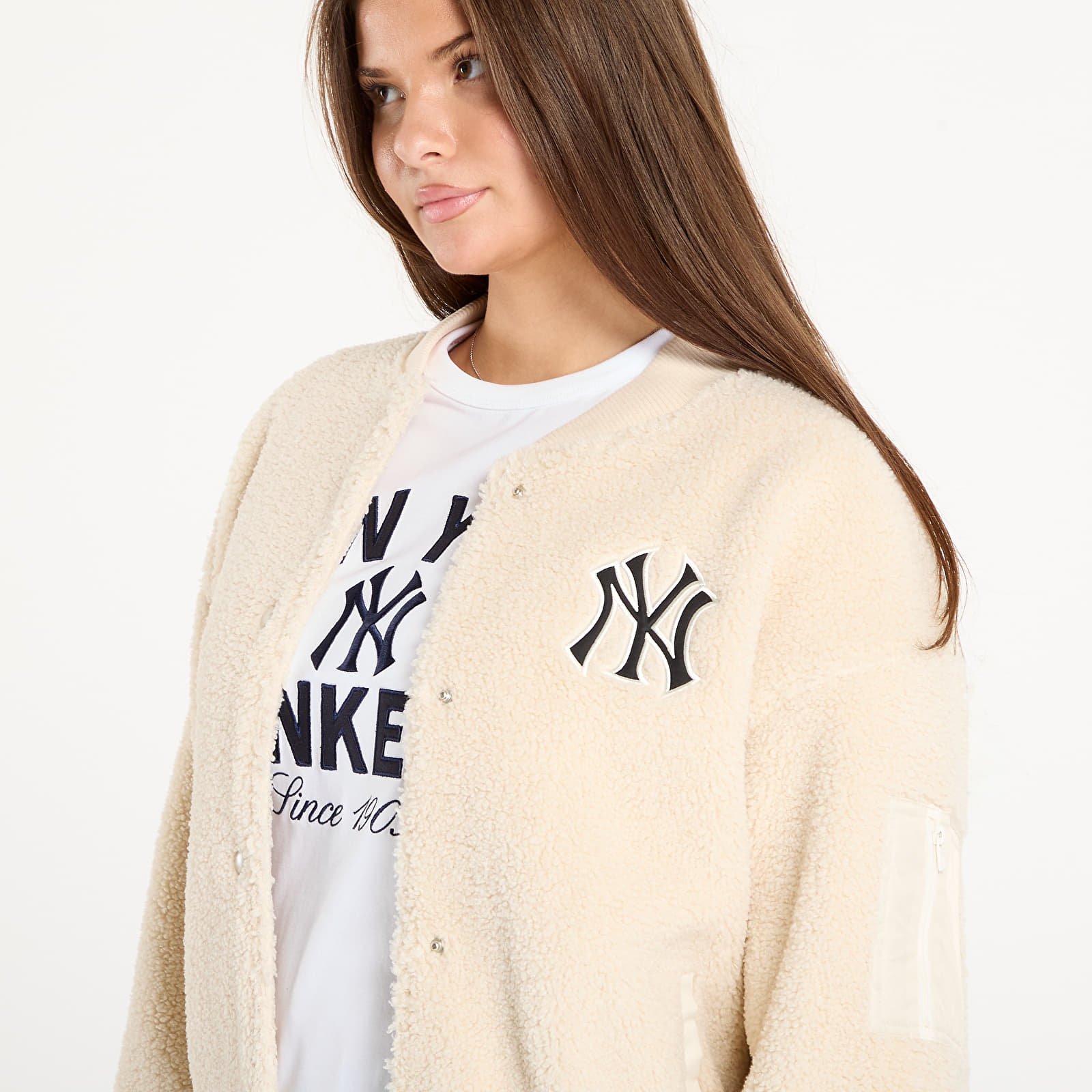 Női kabátok New Era MLB Sherpa Bomber New York Yankees Light Cream