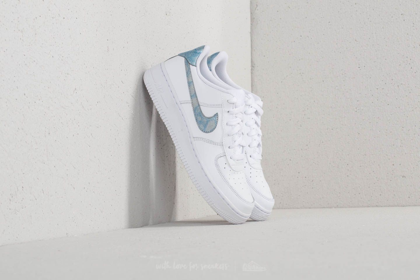 Bērnu kedas un apavi Nike Air Force 1 (GS) White/ Royal Tint/ White