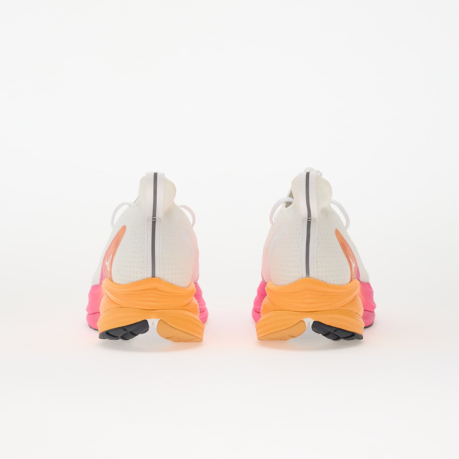 Buty męskie Mizuno Neo Vista 2 (U) White/ White/ Pink Tetra
