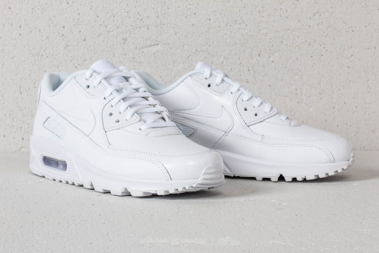 Moteriška avalynė Nike Wmns Air Max 90 White/ White