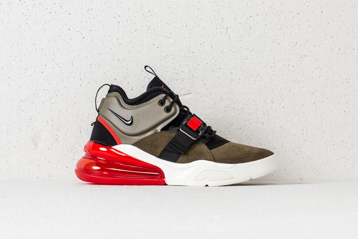 High top air force top 270 red