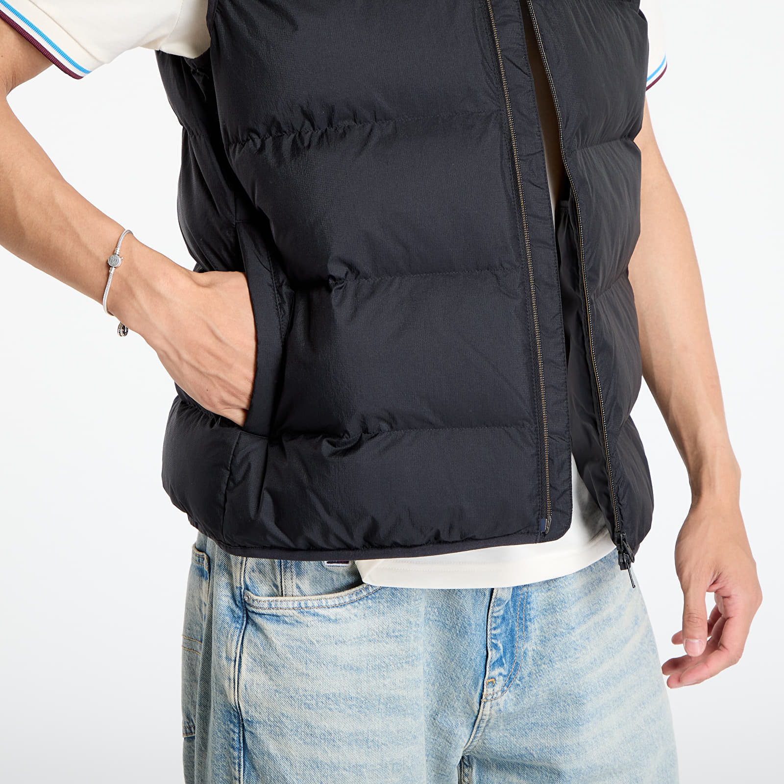 Vests FRED PERRY Insulated Gilet Black