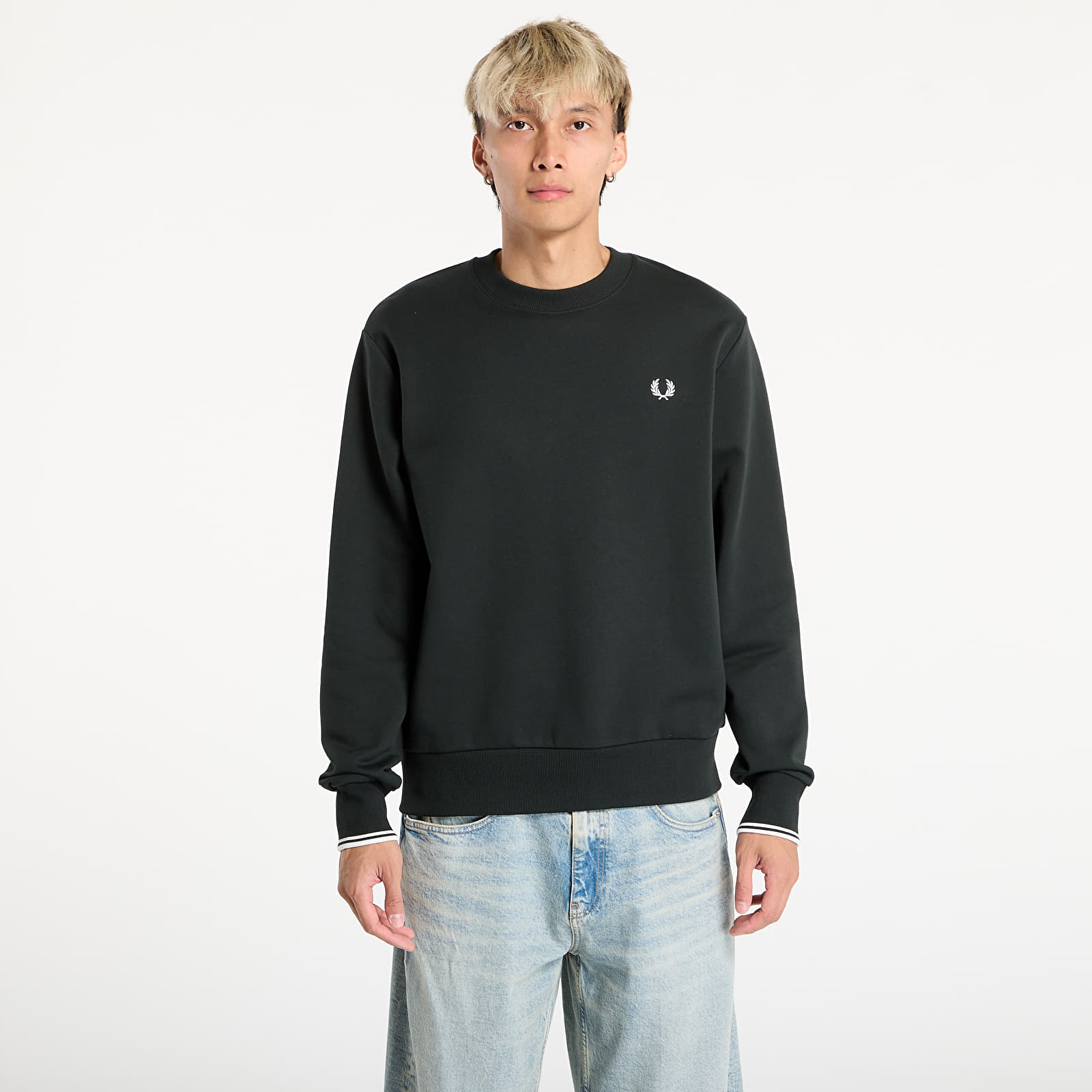 Mikinas ar kapuci un sporta krekli FRED PERRY Crew Neck Sweatshirt Night Green/ Snow White