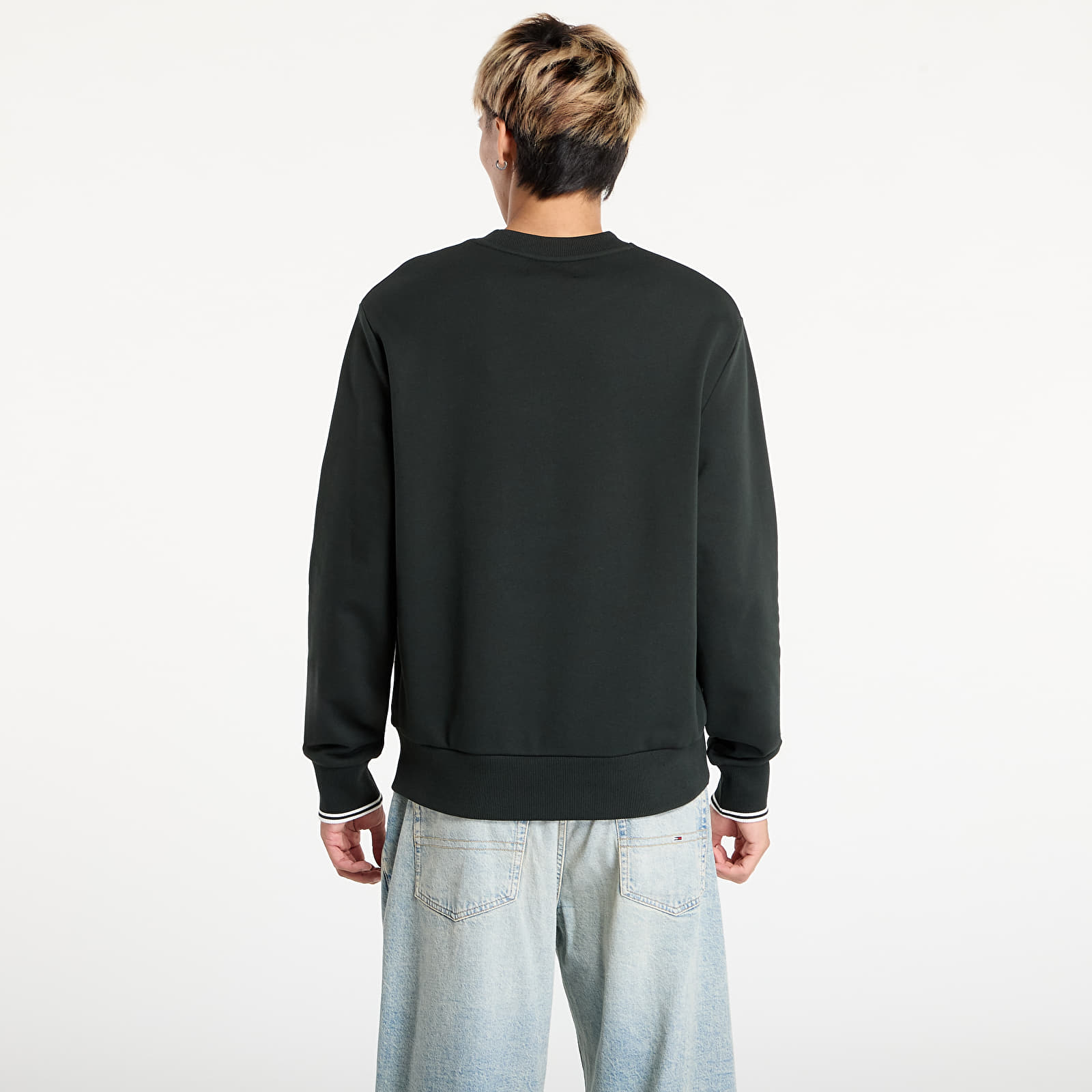 Mikinas ar kapuci un sporta krekli FRED PERRY Crew Neck Sweatshirt Night Green/ Snow White