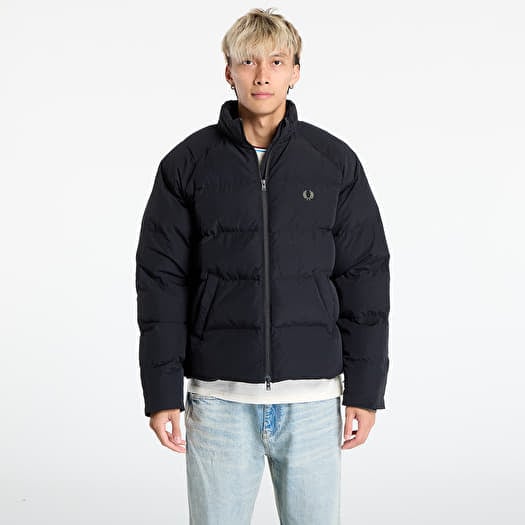 FRED PERRY Raglan Sleeve Padded Jacket Black