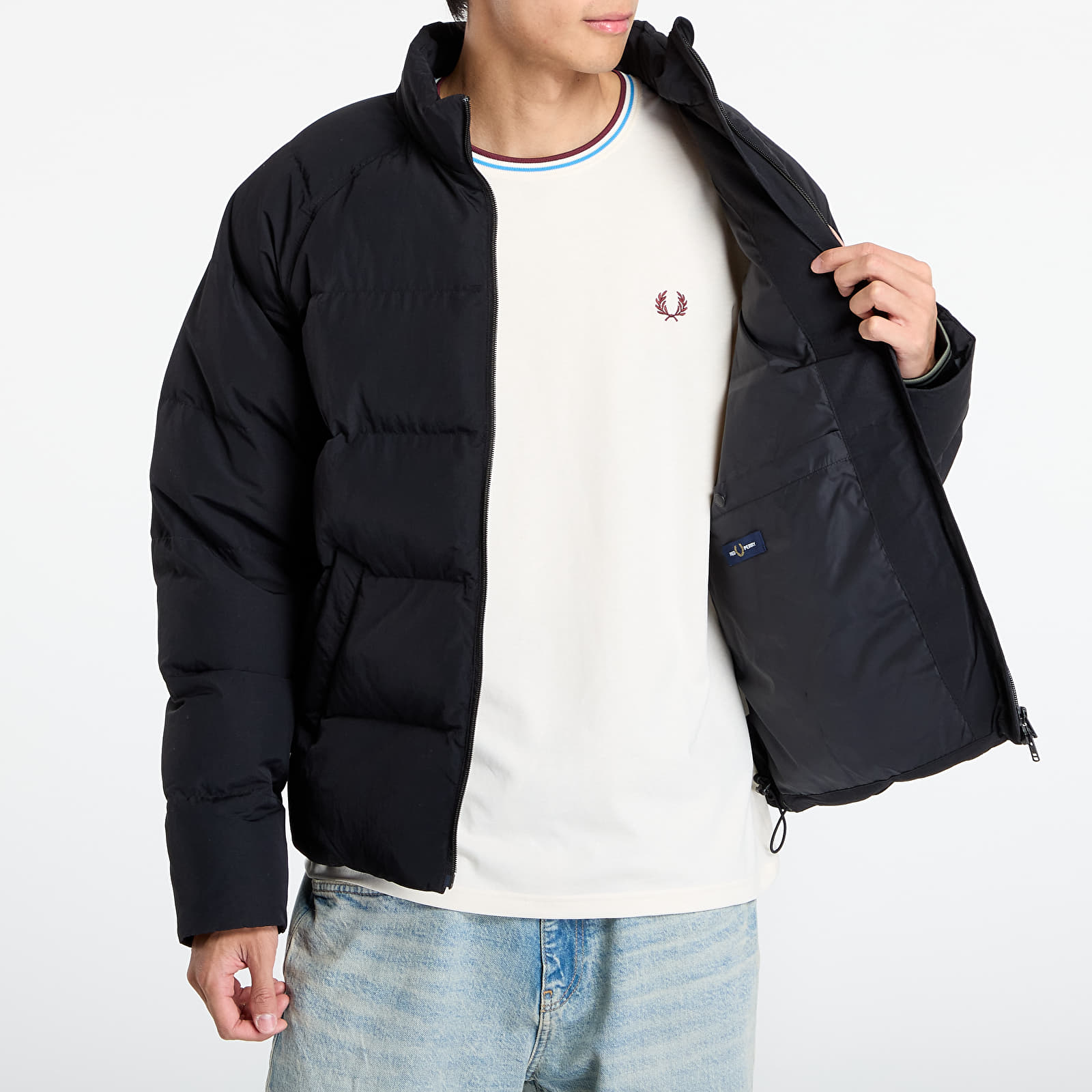 Puchówki FRED PERRY Raglan Sleeve Padded Jacket Black