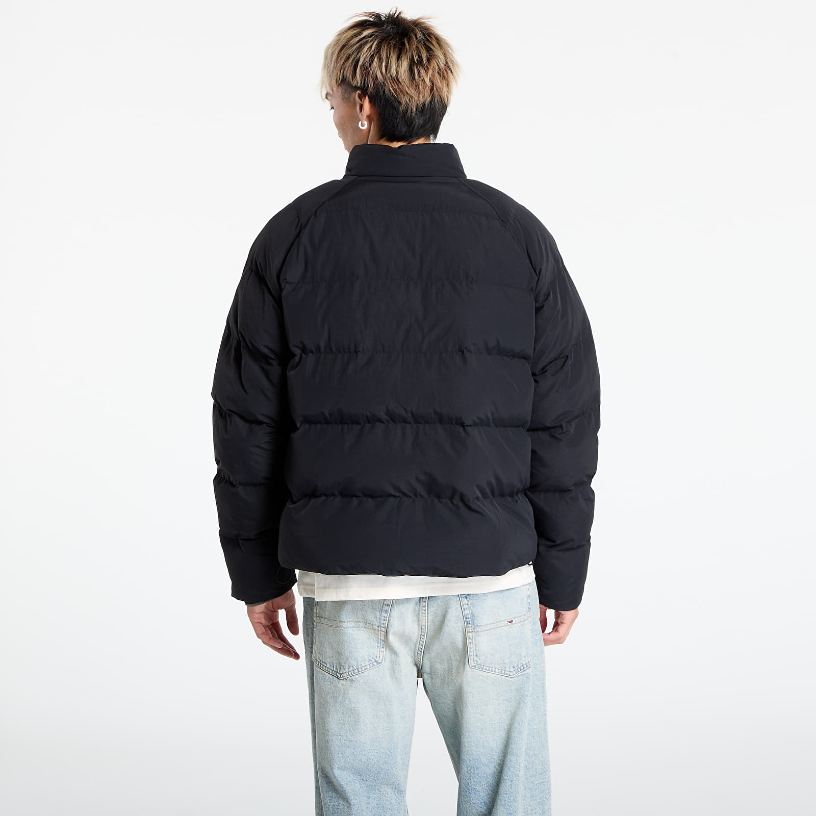 Puchówki FRED PERRY Raglan Sleeve Padded Jacket Black