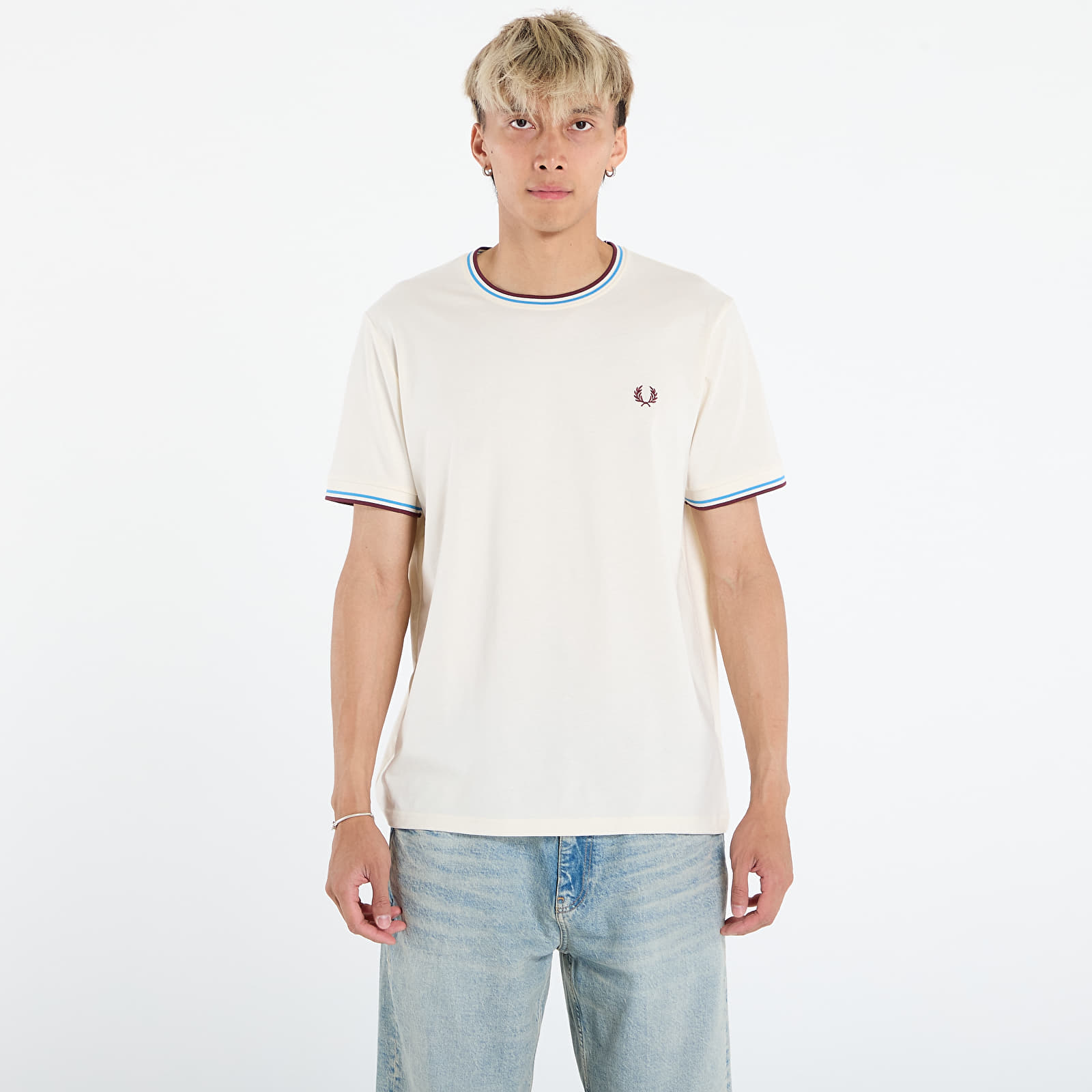 T-skjorter FRED PERRY Twin Tipped T-Shirt Ecr/ Crtblu/ Oxblo