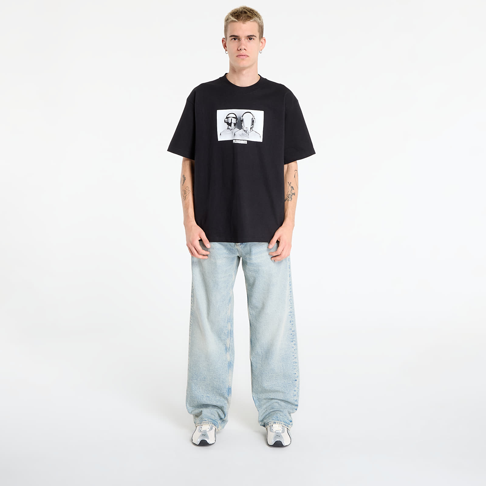 T-shirts PLEASURES Inverted T-Shirt Black