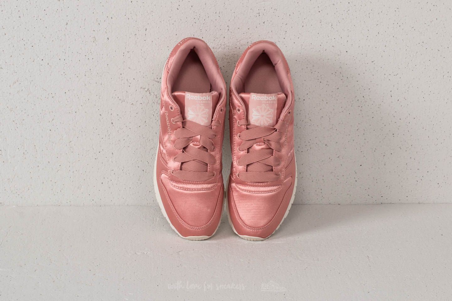 Women classics classic leather online