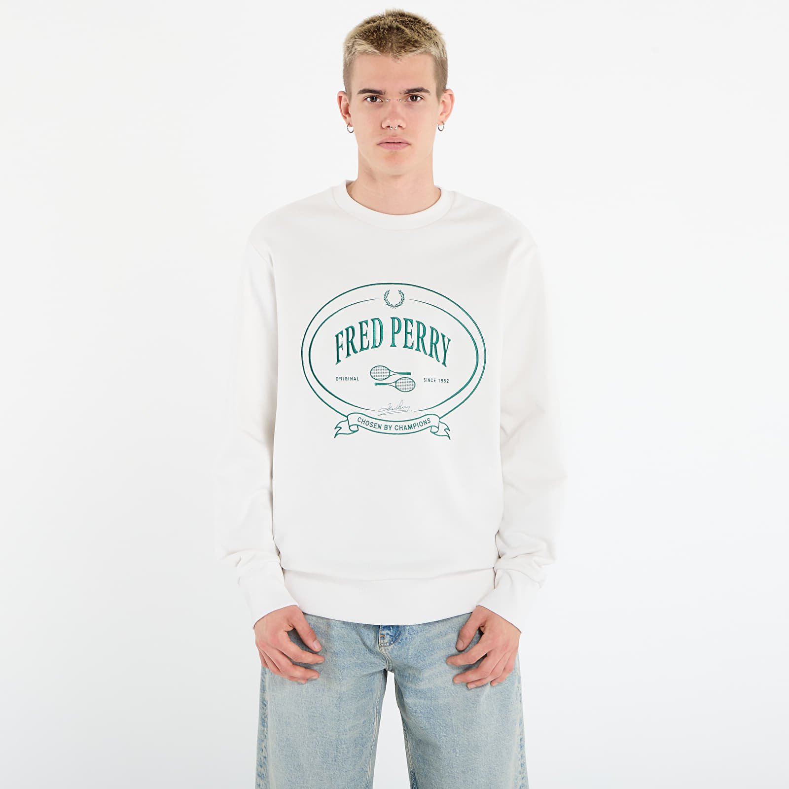Hoodies and sweatshirts FRED PERRY Chosen By Champions Sweatshirt Snow White