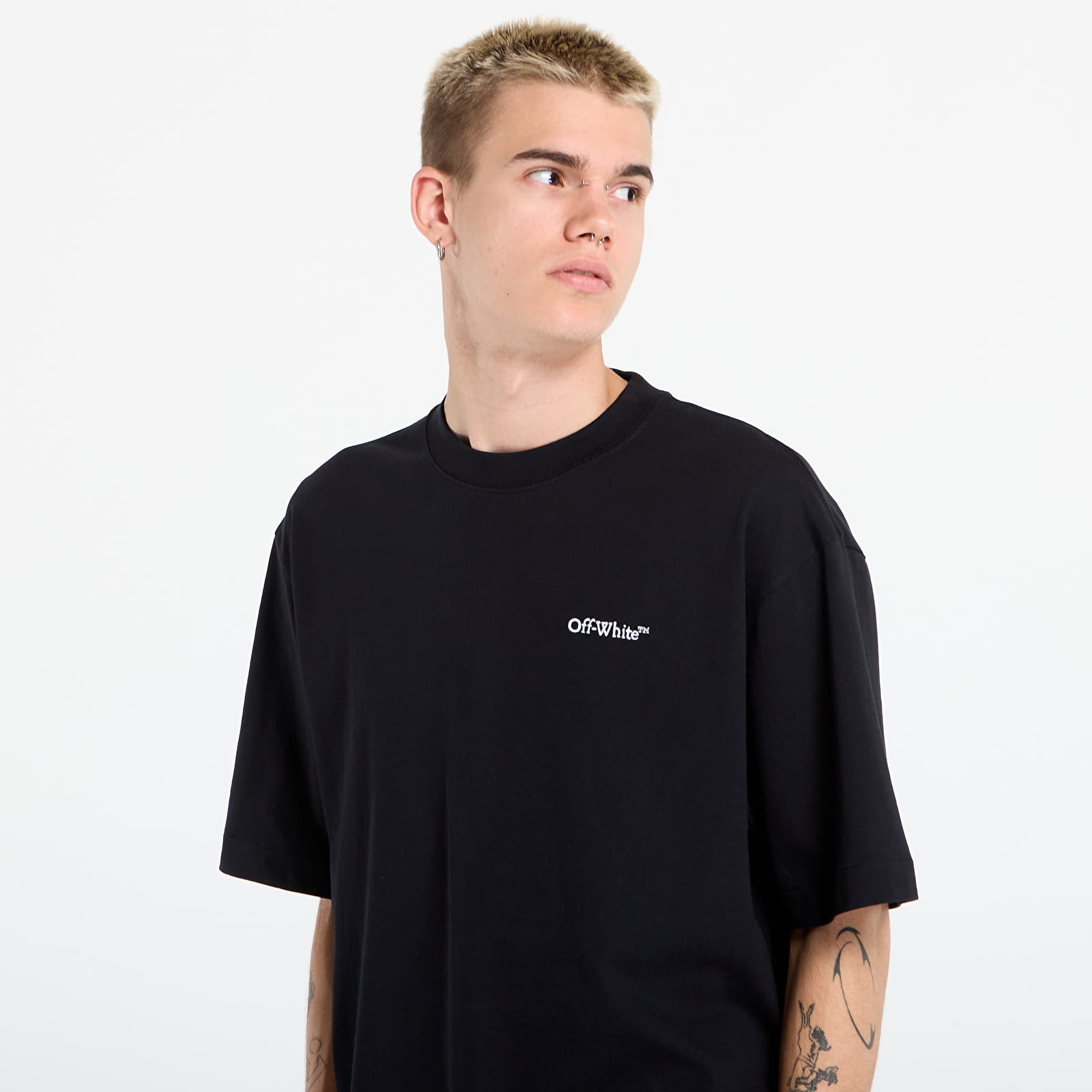 T-shirts Off-White Landscape Arrow Skate S/S Tee Black/ White