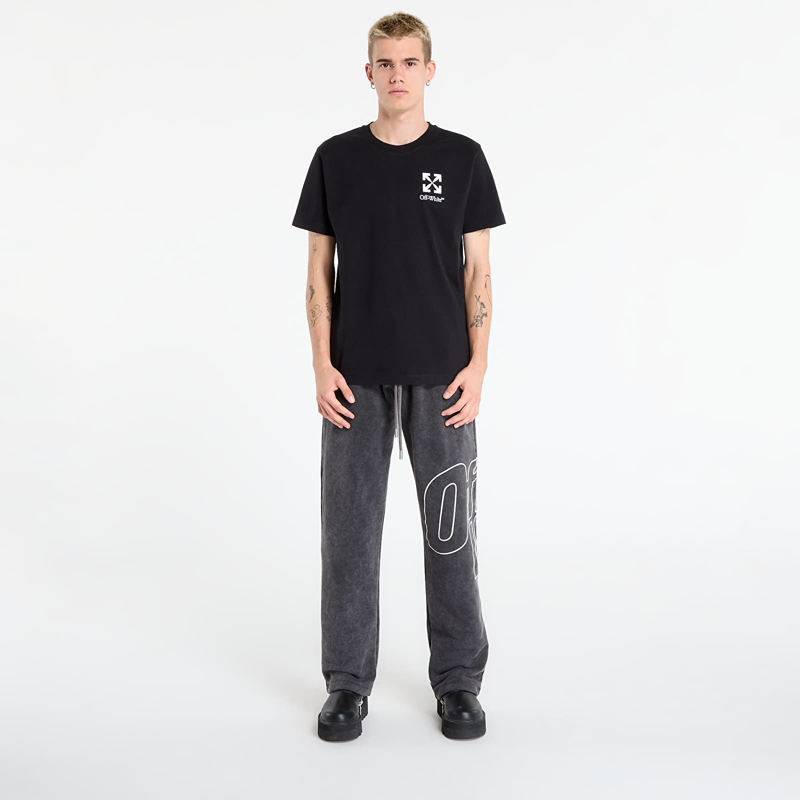 T-shirts Off-White Small Arrow Slim S/S Tee Black/ White