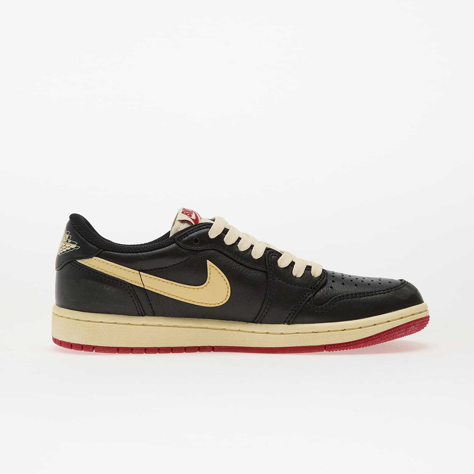 Sko til mænd Nigel Sylvester x Air Jordan 1 Low OG “Nitro” (IB8958-001) Black/ Muslin-Varsity Red