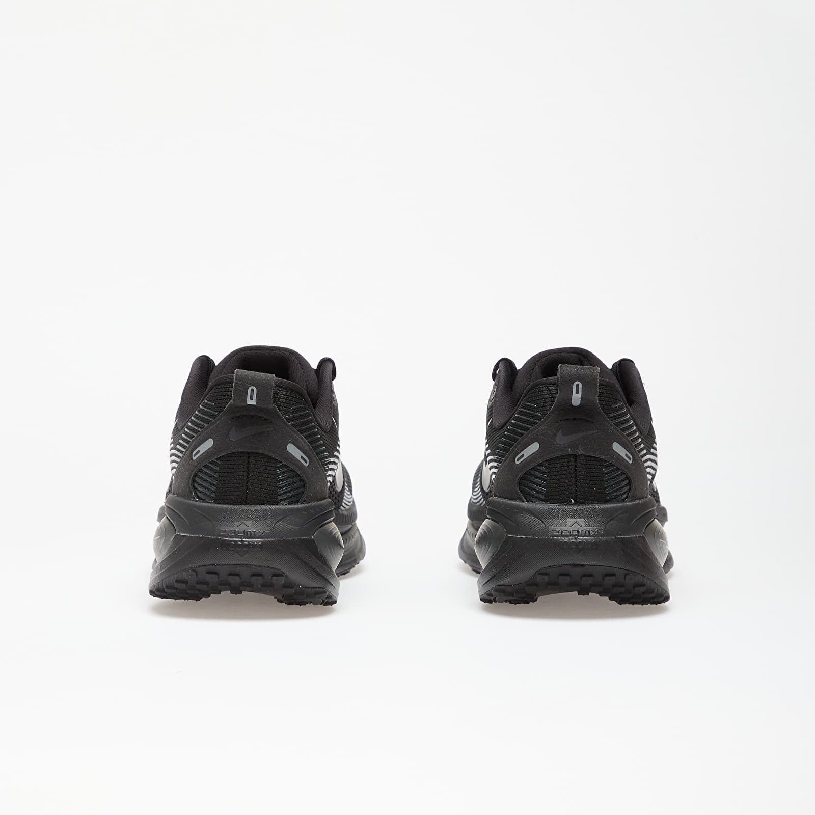 Buty damskie Nike W Vomero 18 Black/ Black-Dk Smoke Grey-Lt Smoke Grey