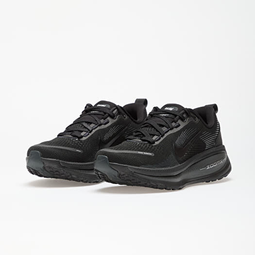 02yvm　黒　38サイズ Men's Vomero 18 GORE-TEX (001 - Black/Anthracite) — TC Running Co