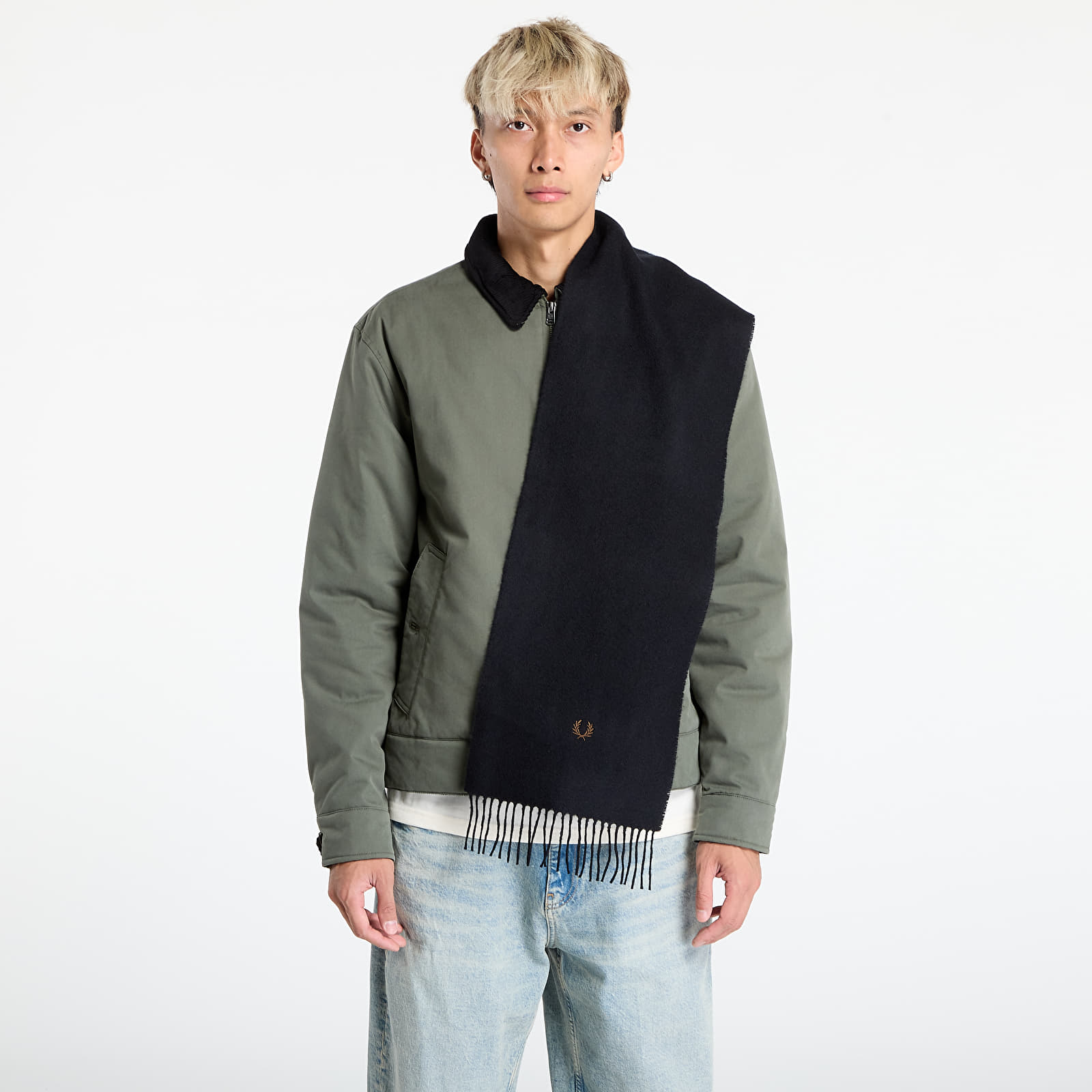 Šali FRED PERRY Lambswool Scarf Black