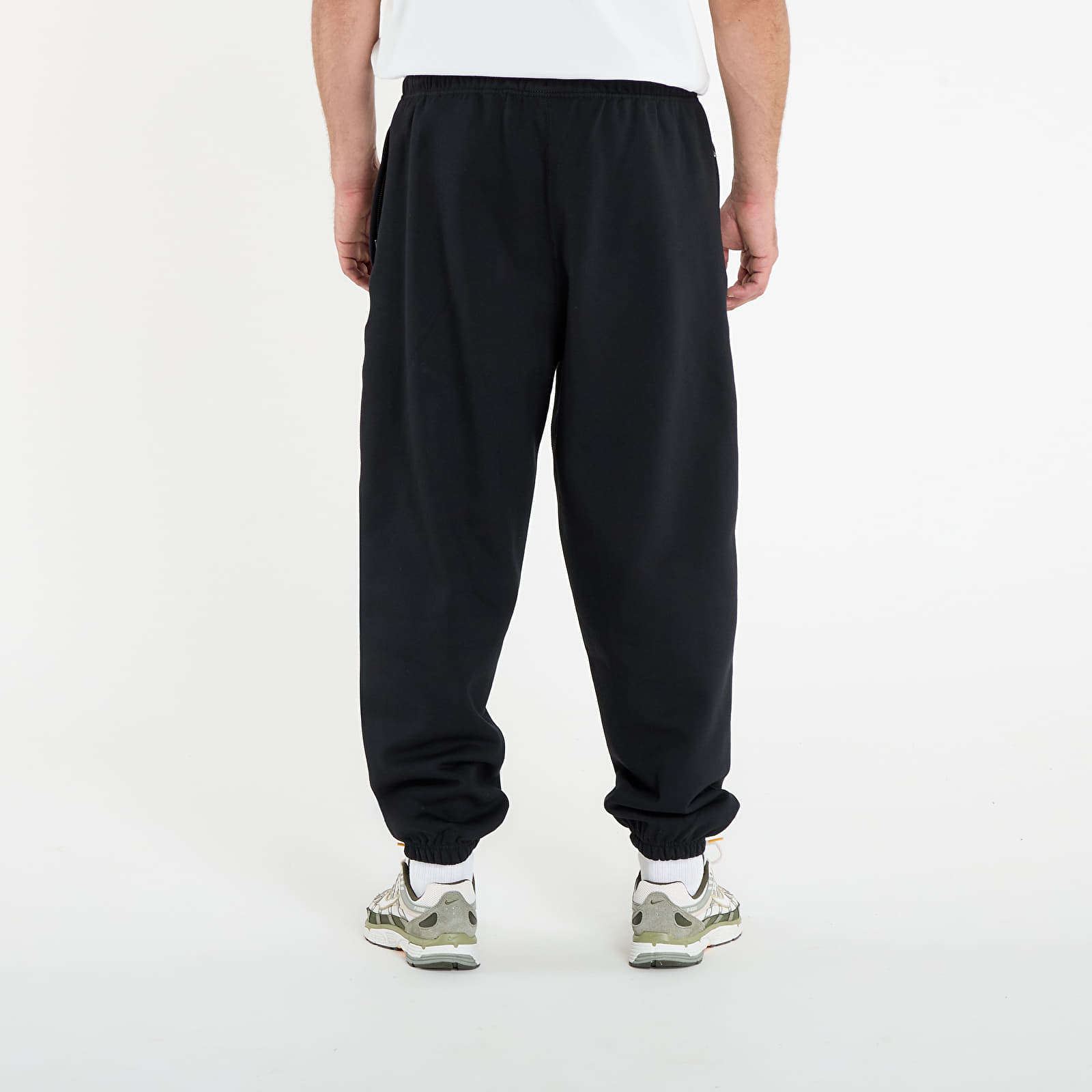 Jogger Pants Nike Solo Swoosh Men's Cuffed Fleece Pants Black/ Black/ White