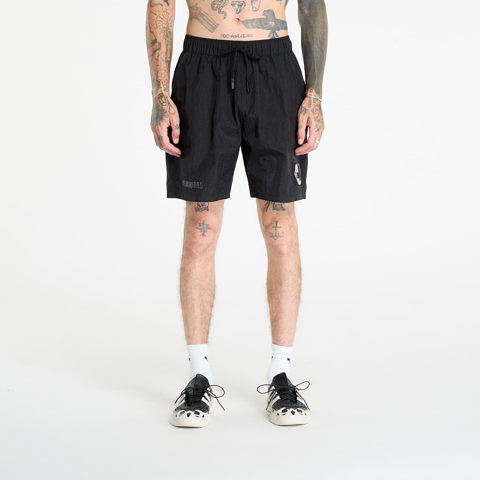 Shorts PLEASURES Daft Club Crush Hiking Shorts Black
