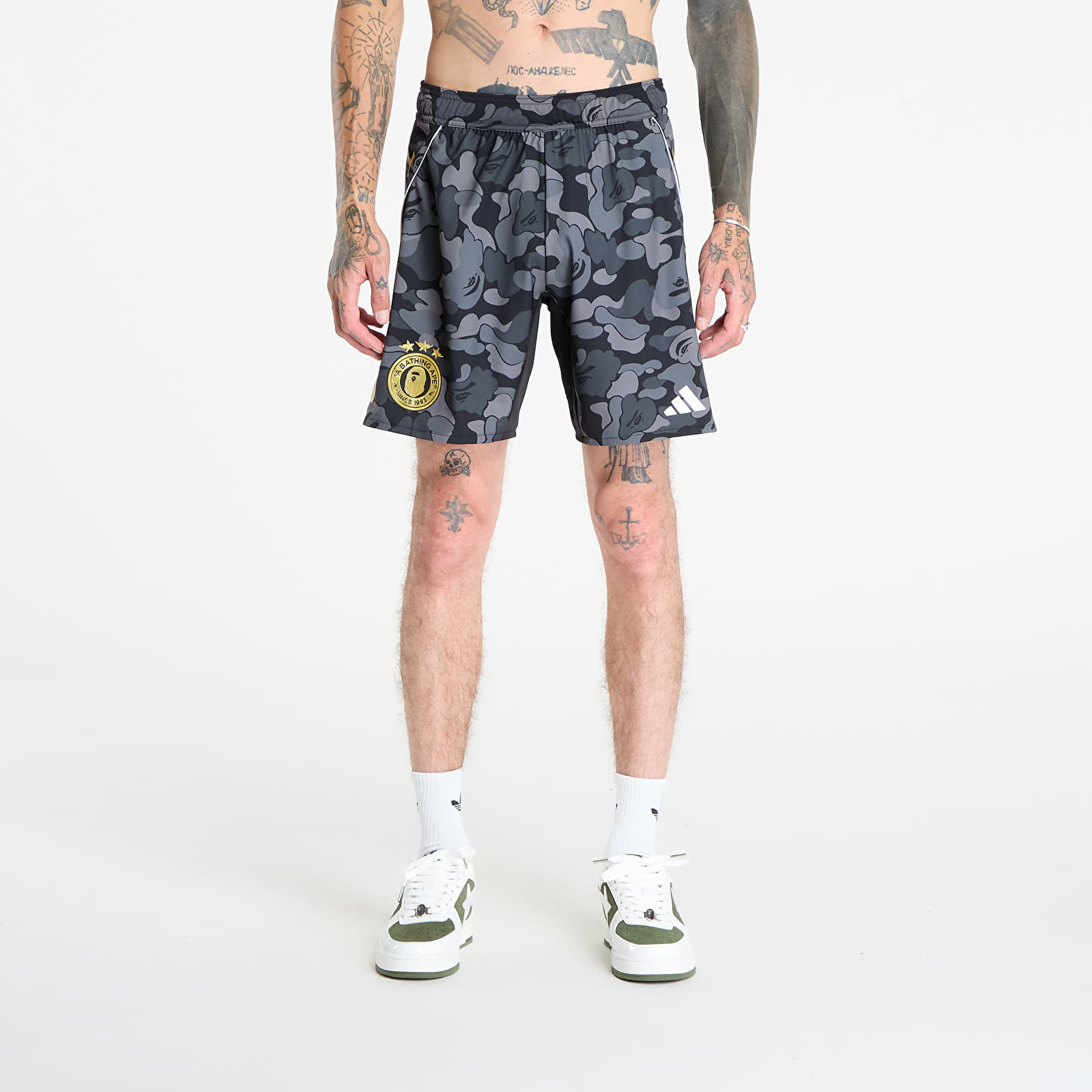 Pantaloni scurți adidas x BAPE FB Shorts Black S