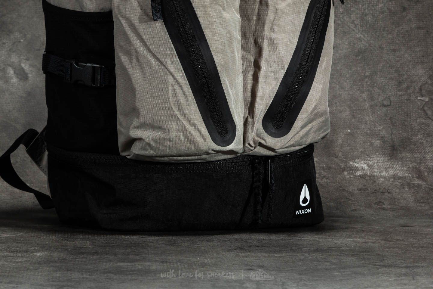 Zaini Nixon Scripps II Backpack Khaki/ Black