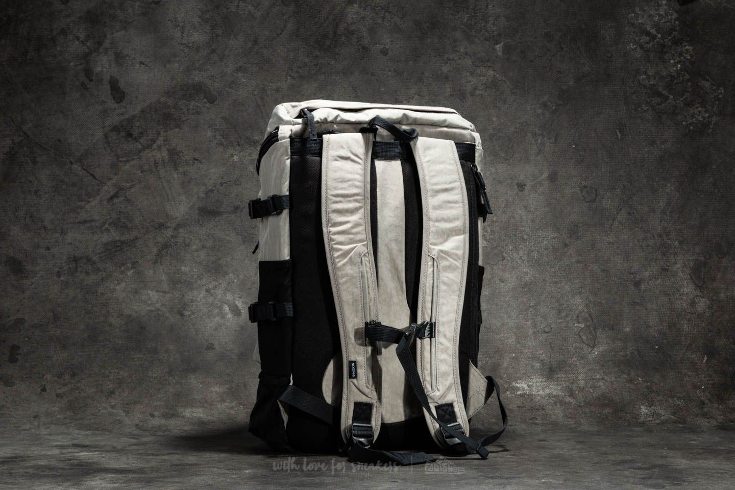 Zaini Nixon Scripps II Backpack Khaki/ Black