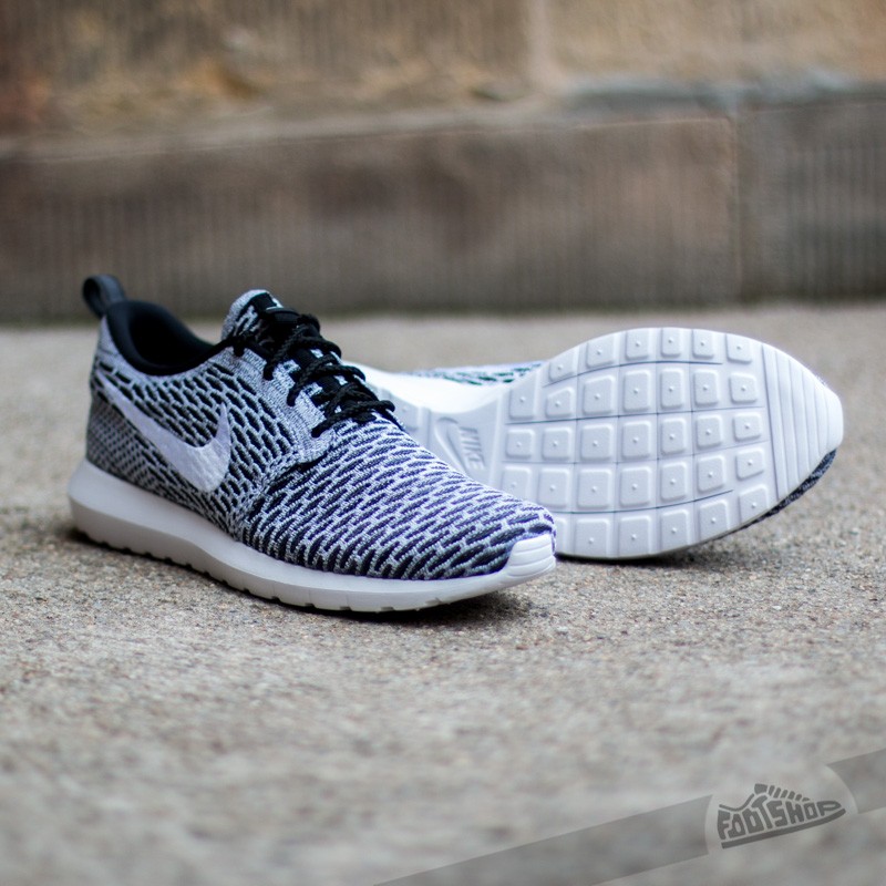 Zapatillas Hombre Nike Flyknit Rosherun Black/White-Dark Grey