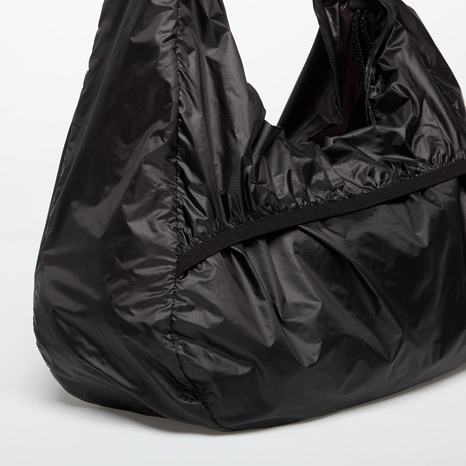 Skuldertasker til mænd ROA Laki Packable Knot Bag Black