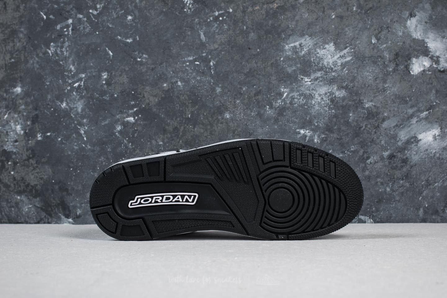 Férfi cipők Jordan Courtside 23 White/ Black