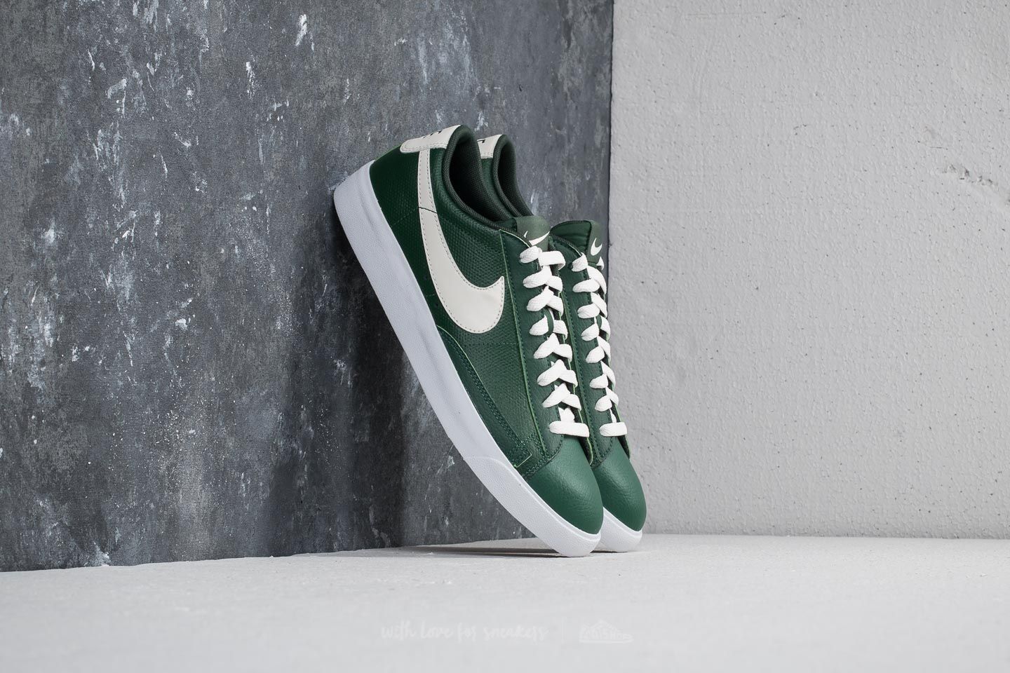 Men's shoes Nike Blazer Low Leather Fir/ Sail-Gum Med Brown