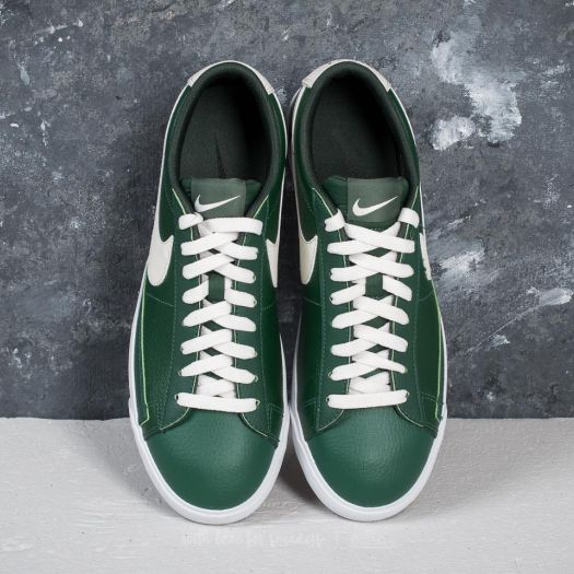 Nike Blazer Low Leather