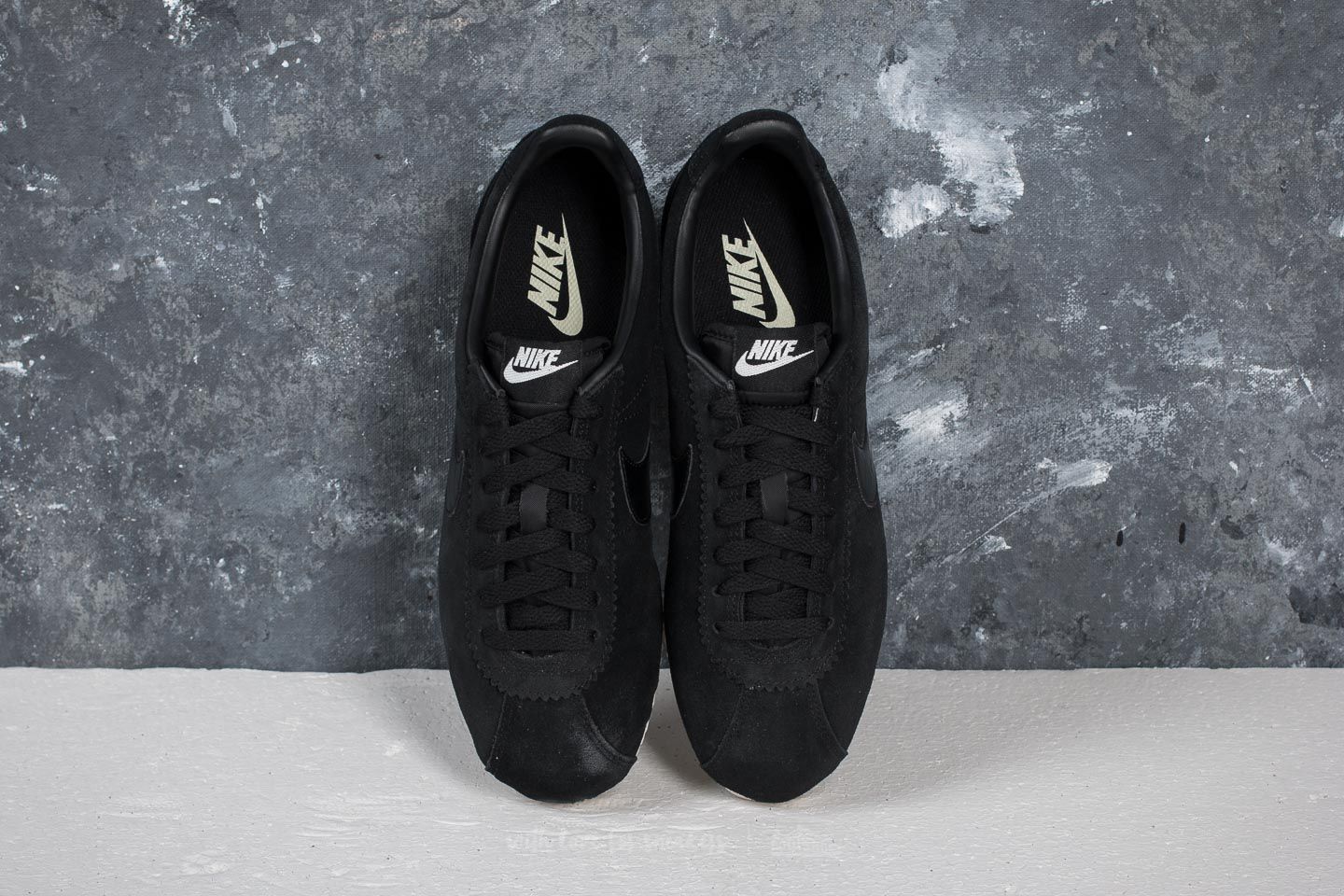 Women s shoes Nike Classic Cortez Suede Wmns Black Black Sail