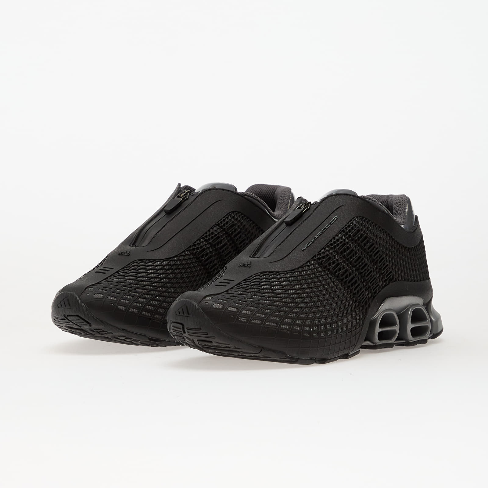Meeste kingad adidas Megaride S2 Core Black/ Grey Five/ Core Black