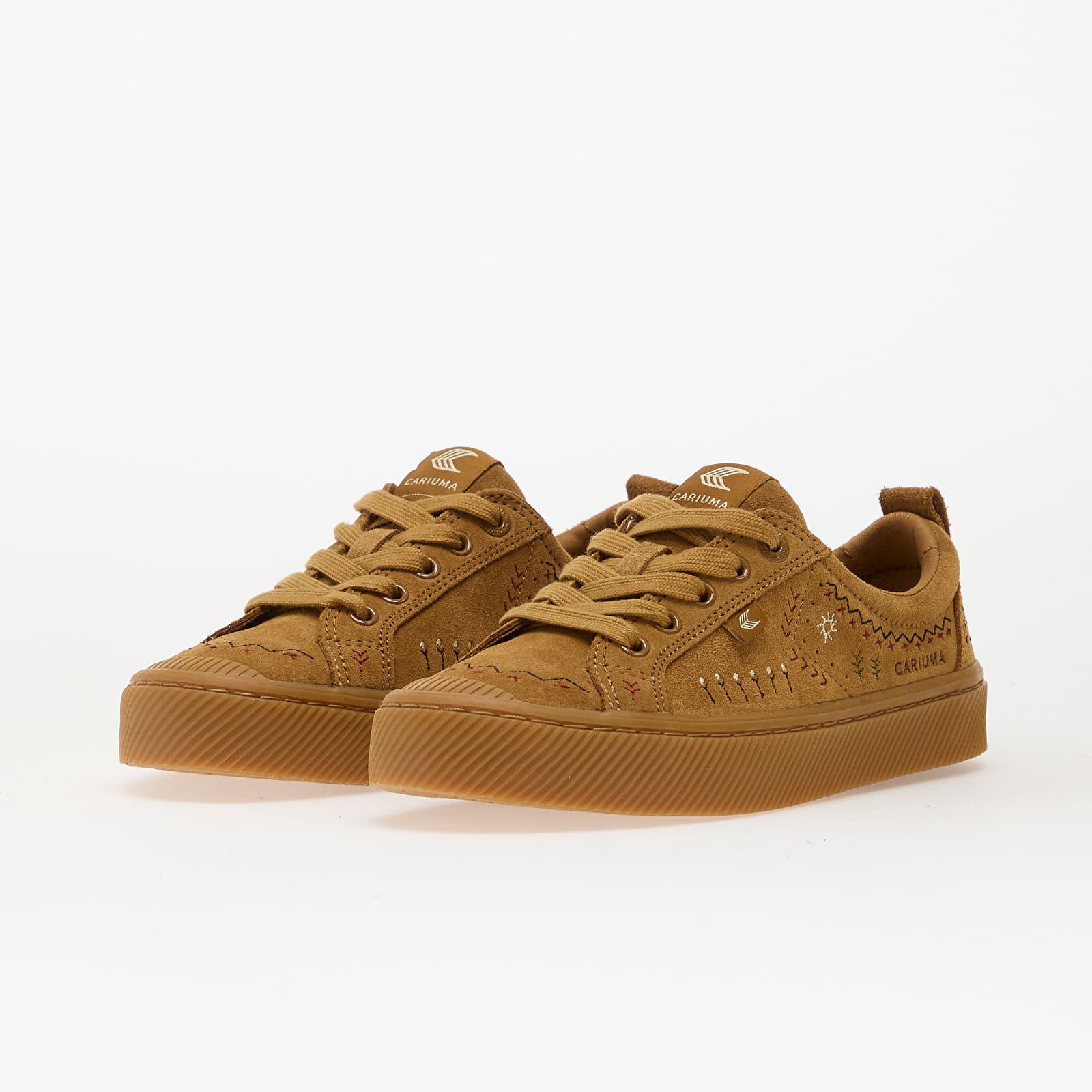 Naiste jalatsid Cariuma W Oca Low All Camel