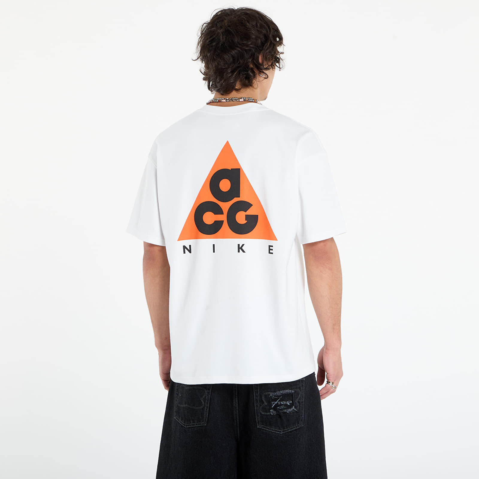 T-Shirts Nike ACG Men's Max90 T-Shirt Summit White