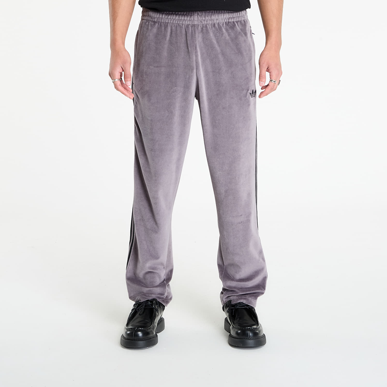 Püksid adidas SST Adicolor Velour Track Pants Grey Strata