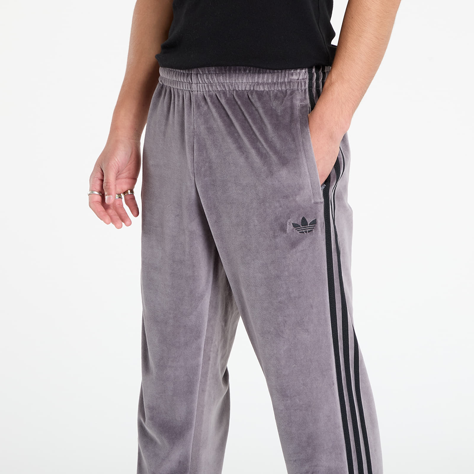 Püksid adidas SST Adicolor Velour Track Pants Grey Strata