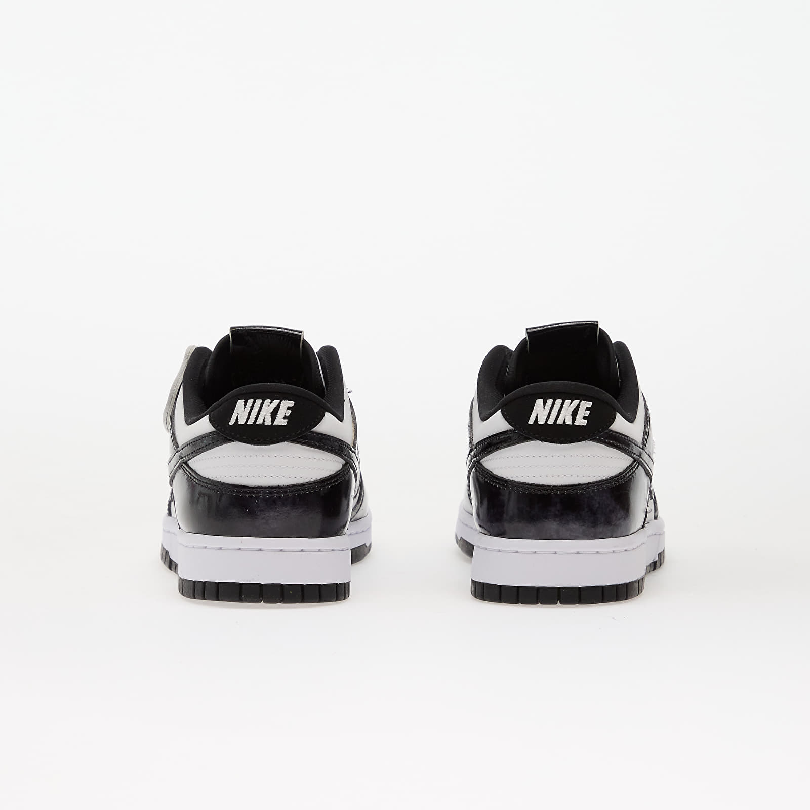 Moški čevlji Nike Dunk Low Retro Se White/ Black-Black